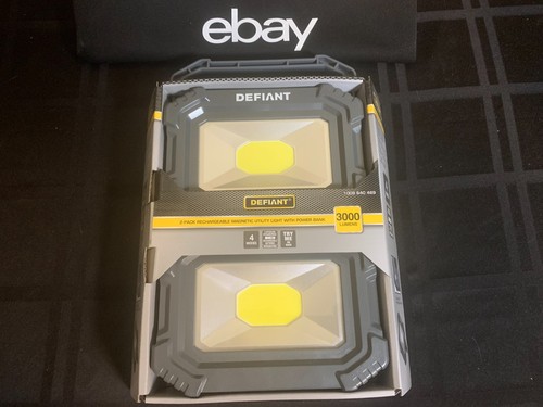 Defiant 3000 lumens - 3000,